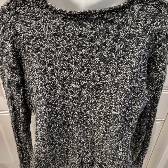 Sweater - Picture 2 of 3